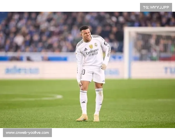 姆巴佩左膝不适或缺席联赛，皇马为欧冠附加赛蓄力